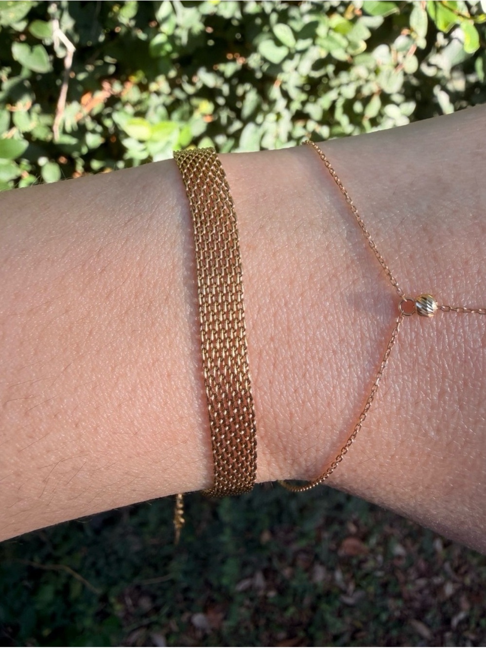 Gold Mesh Chain Bracelet-Elegant Jewelry - Picture 6 of 7